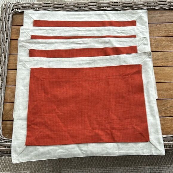 Bed Threads Linen/Cotton Blend (4) Platemats 14”x19” - Picture 1 of 5